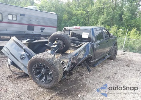 2022 Ram 2500 Laramie 4X4 6'4 Box из США, поврежденный, VIN 3C6UR5FL4NG125518